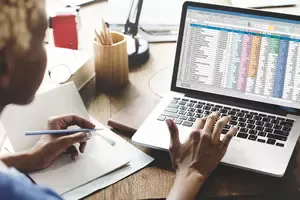 The best bookkeeping system isn't the fanciest; it's the one you use to stay organized, meet CRA rules, and clearly understand your business's financial health.